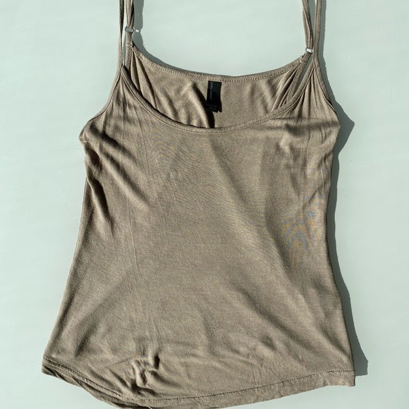 Bundle of 2 lace tops - Picture 5 of 9